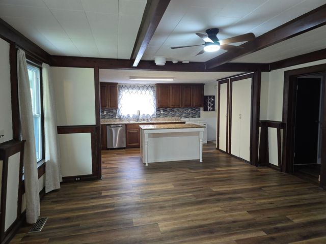 117 W Mcneil Street, Corunna, MI 48817