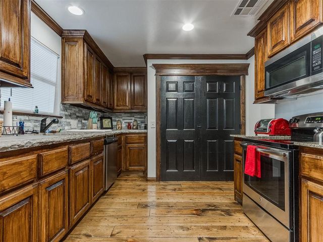 805 Lawton, Oklahoma City, OK 73160