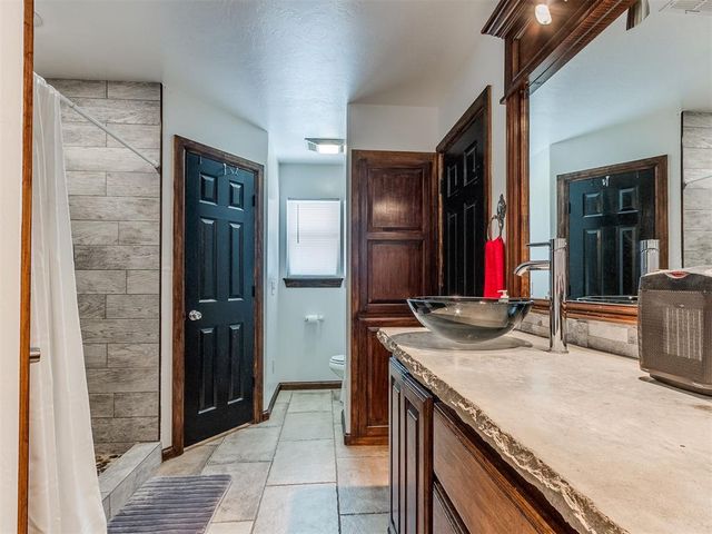 805 Lawton, Oklahoma City, OK 73160