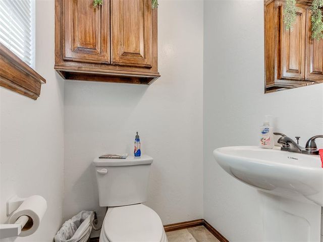 805 Lawton, Oklahoma City, OK 73160