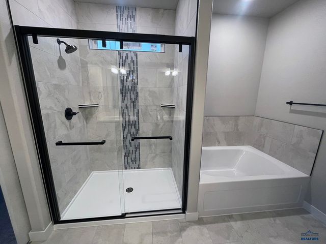 335 MIRIAM CT, Rapid City, SD 57703