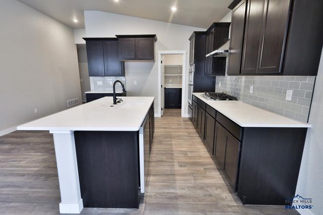 335 MIRIAM CT, Rapid City, SD 57703