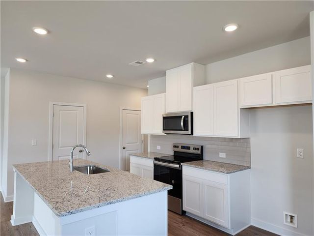 2052 Underwood Drive, Lawrenceville, GA 30043