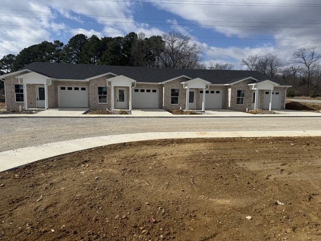 741 Kings Ln Apt A1, Tullahoma, TN 37388