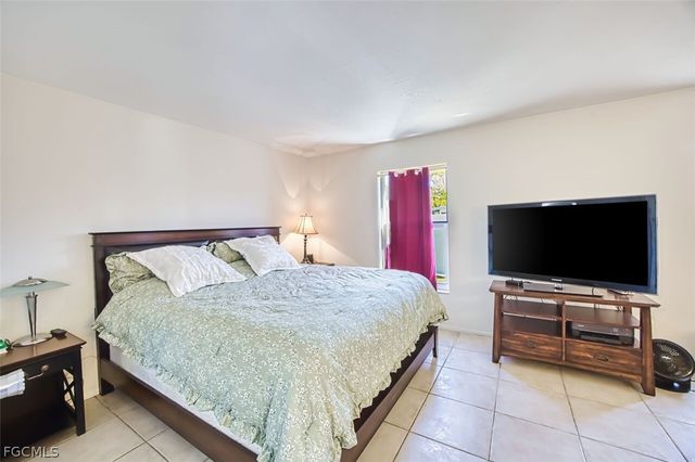 5417 Loyola LN, Fort Myers, FL 33908