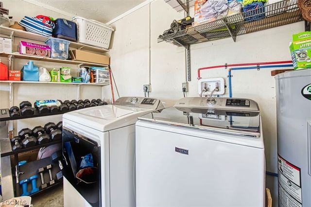 5417 Loyola LN, Fort Myers, FL 33908