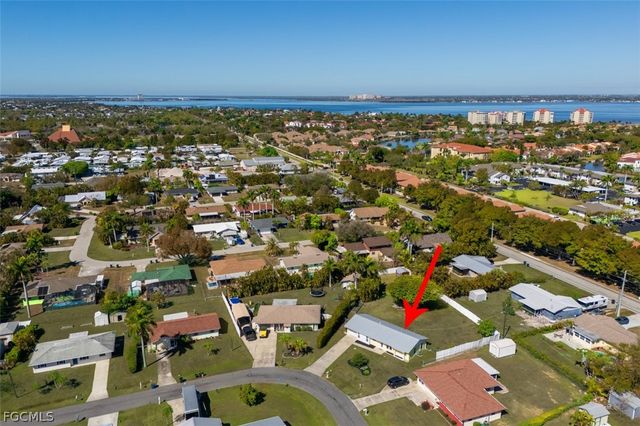 5417 Loyola LN, Fort Myers, FL 33908