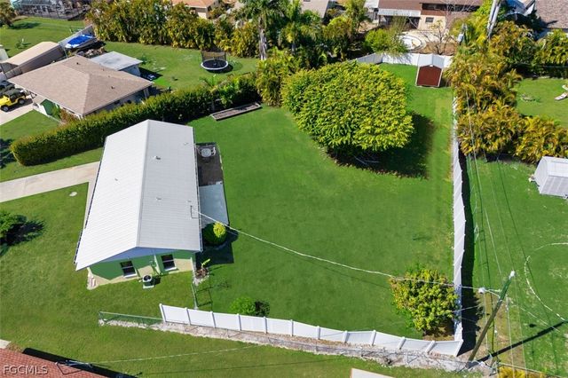 5417 Loyola LN, Fort Myers, FL 33908