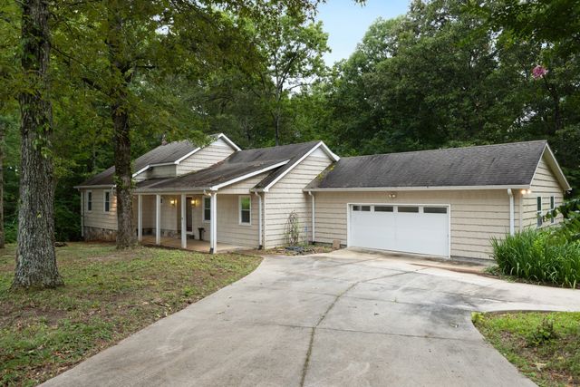 247 Hutchings Ln, Mcminnville, TN 37110