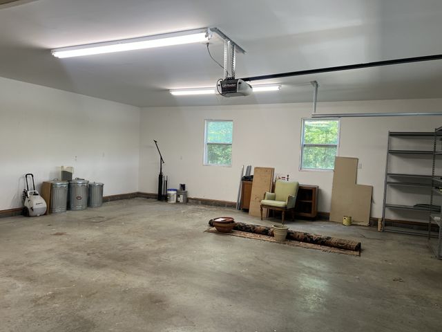 247 Hutchings Ln, Mcminnville, TN 37110