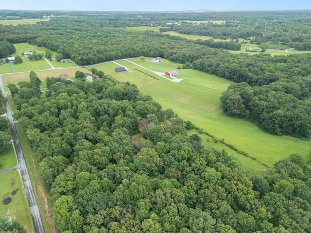 247 Hutchings Ln, Mcminnville, TN 37110