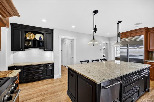 247 Broadway, Pleasantville, NY 10570