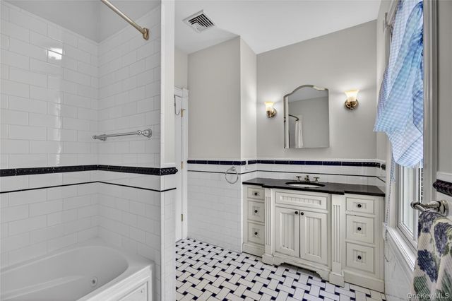 247 Broadway, Pleasantville, NY 10570