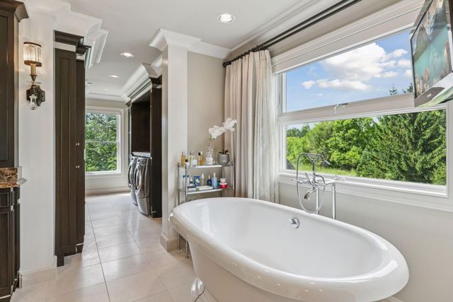 4640 McDonald Drive N, Stillwater, MN 55082