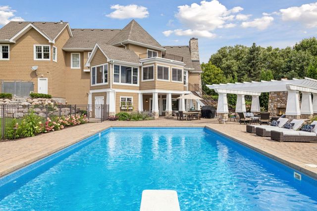 4640 McDonald Drive N, Stillwater, MN 55082