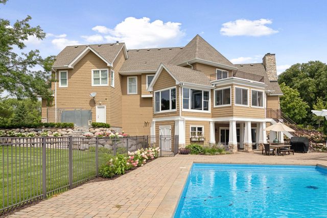 4640 McDonald Drive N, Stillwater, MN 55082