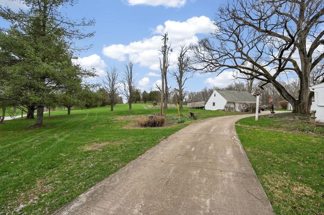 1015 Independence Road, Walton, KY 41094