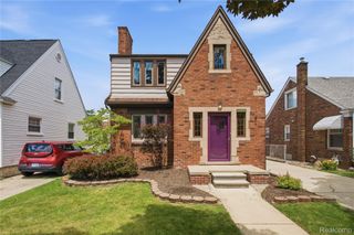 15422 Regina Avenue, Allen Park, MI 48101