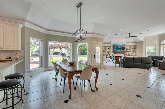 12710 Everhart Pointe Drive, Tomball, TX 77377