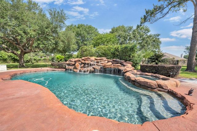 12710 Everhart Pointe Drive, Tomball, TX 77377