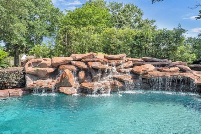 12710 Everhart Pointe Drive, Tomball, TX 77377