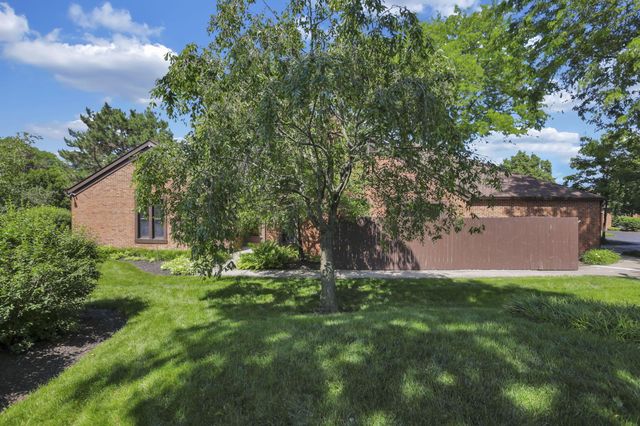 2160 Coach Road N, 9, Columbus, OH 43220