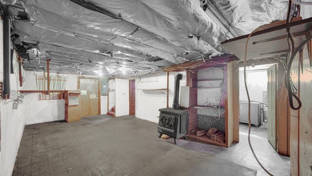 1244 E 1000 N, La Porte, IN 46350