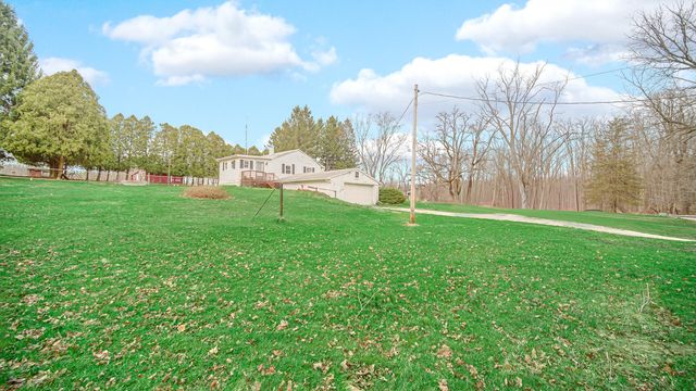 1244 E 1000 N, La Porte, IN 46350