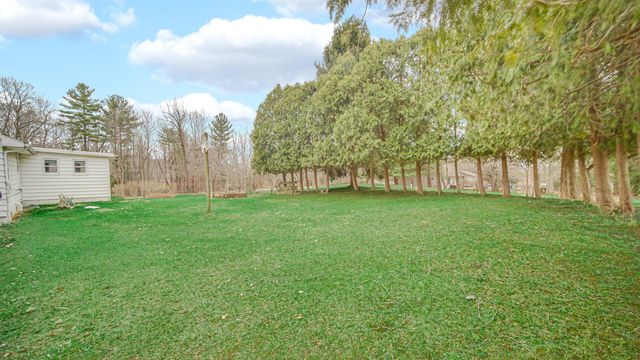 1244 E 1000 N, La Porte, IN 46350