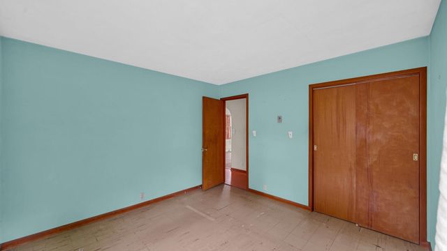 1244 E 1000 N, La Porte, IN 46350