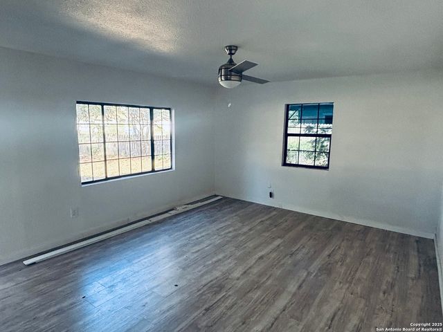 318 Charcliff, San Antonio, TX 78220