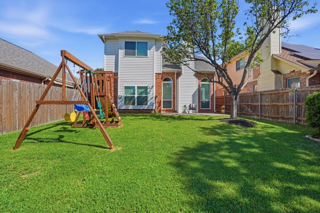 2316 Leafy Glen Court, Bedford, TX 76022