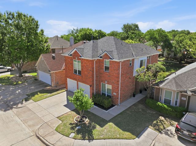 2316 Leafy Glen Court, Bedford, TX 76022