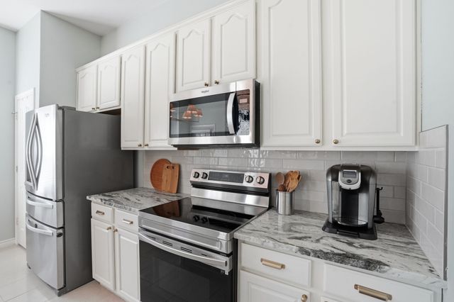 2316 Leafy Glen Court, Bedford, TX 76022