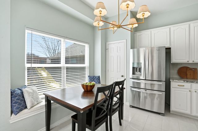 2316 Leafy Glen Court, Bedford, TX 76022