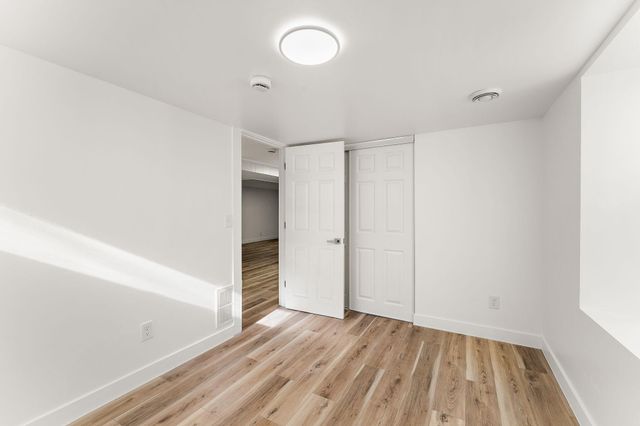 1401 Nevada Avenue S, Saint Louis Park, MN 55426