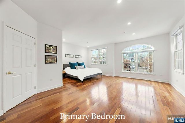 11 Lydia, West New York, NJ 07093