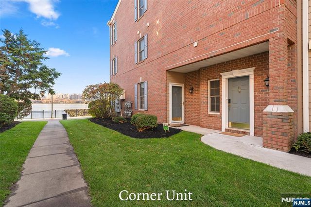 11 Lydia, West New York, NJ 07093