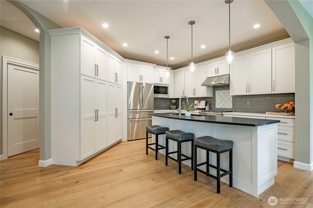 8784 Goshawk Road, Blaine, WA 98230