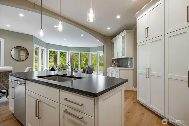 8784 Goshawk Road, Blaine, WA 98230