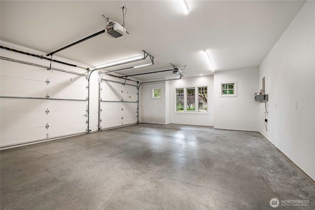 8784 Goshawk Road, Blaine, WA 98230
