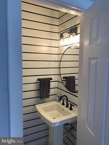 2509 WILLIAM TAFT CT, Herndon, VA 20171