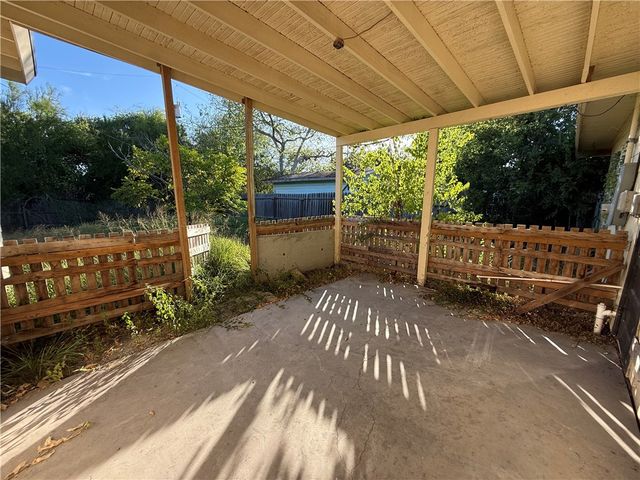 4709 Jarvis St, Corpus Christi, TX 78412