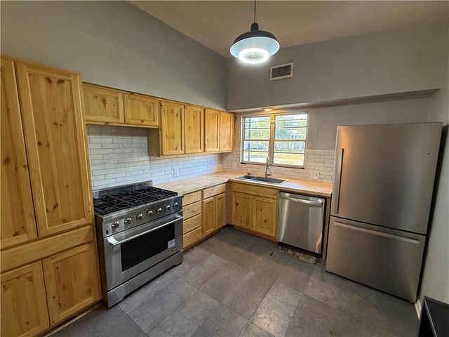 4709 Jarvis St, Corpus Christi, TX 78412