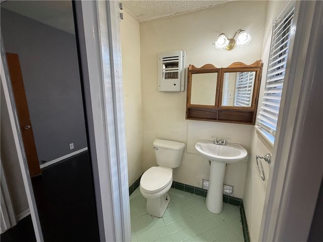4709 Jarvis St, Corpus Christi, TX 78412