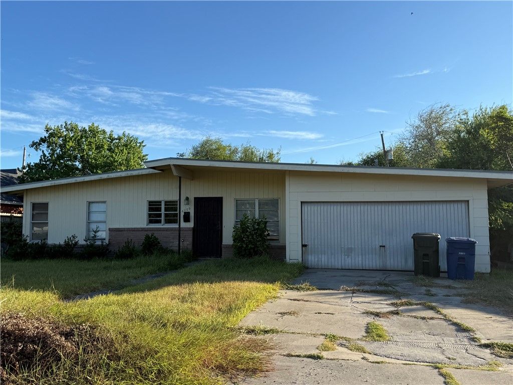 4709 Jarvis St, Corpus Christi, TX 78412