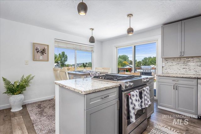 9412 W Wright St, Boise, ID 83709