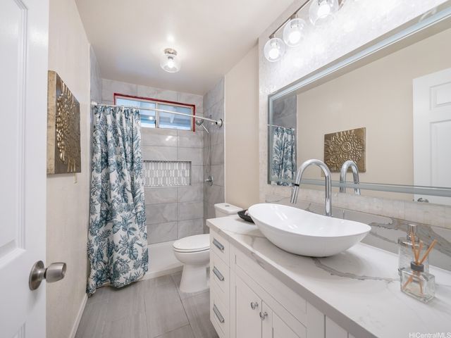 91-209 Ihee Place, Kapolei, HI 96707