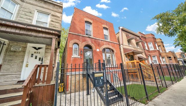 624 N Spaulding Avenue, Chicago, IL 60624