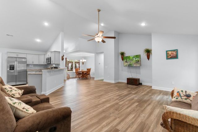 385 Highway 915, Loris, SC 29569